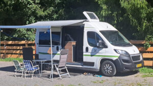Smallander van Bronckhorstcampers.nl op camping