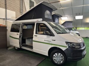 California van Bronckhorstcampers.nl op camping